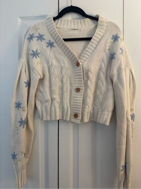 Glamorous Cream Cropped Cable Cardigan with Blue Floral Stitching